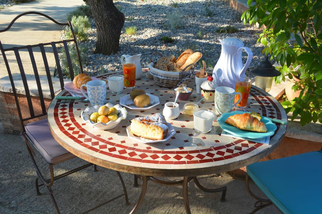 Les Jardins De L'Ermitage Bed & Breakfast Les Salles-sur-Verdon Eksteriør bilde